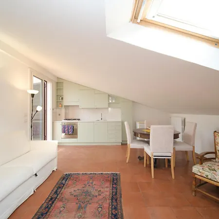 Apartment Juan's Trevi Buddyrent *