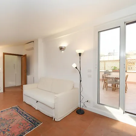 Apartment Juan's Trevi Buddyrent