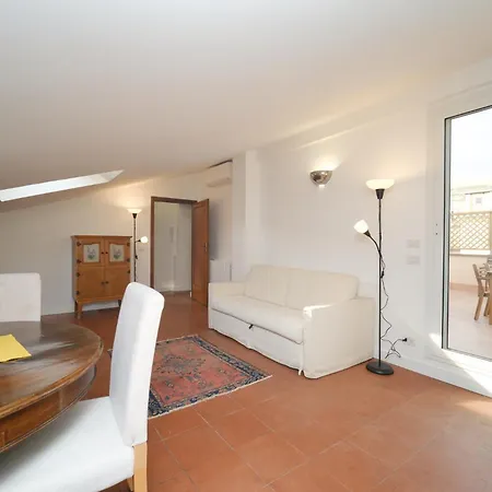 Juan's Trevi Buddyrent Apartment Rom